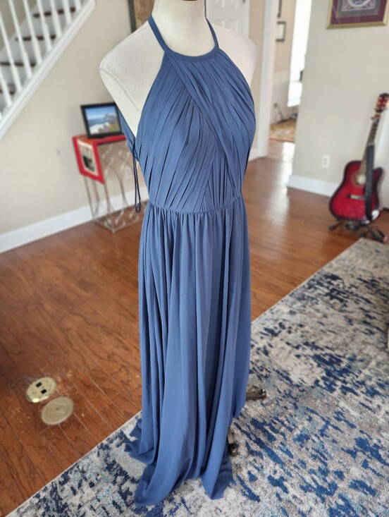 Theia Dresses & Skirts - Theia Formal Open Back Dress Size 6